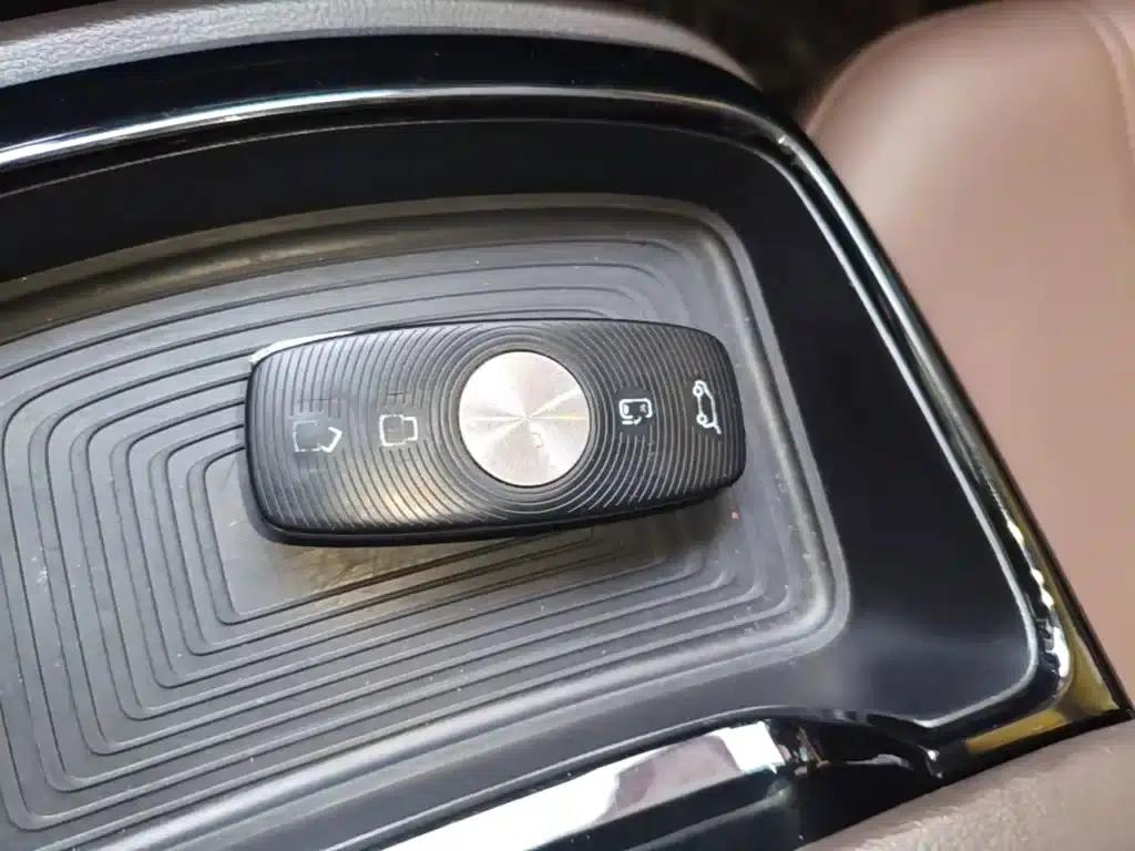 Roewe iMAX8 2023 400TGI Comfort Edition — миниатюра 9