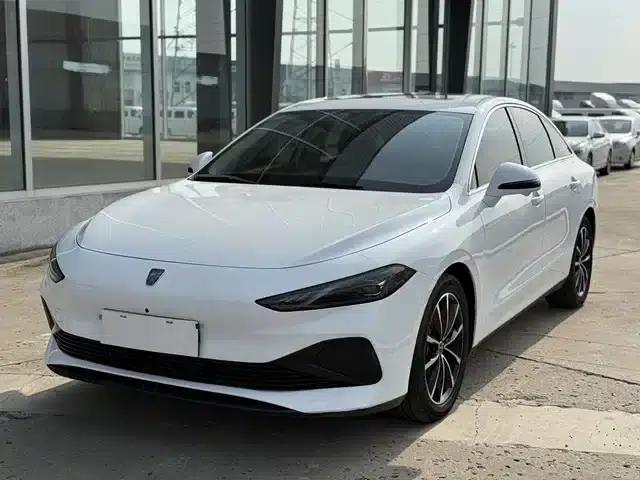 Roewe D7 2025 DMH 125km World Champion Excellence Edition
