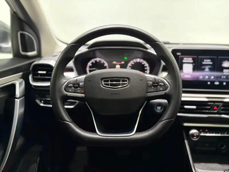 Geely Binyue 2021 240T DCT Platinum Edition — миниатюра 13