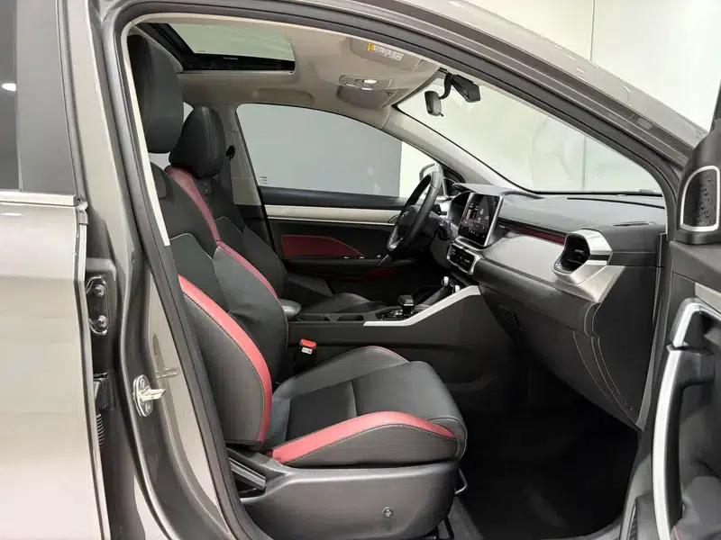 Geely Binyue 2021 240T DCT Platinum Edition — миниатюра 22