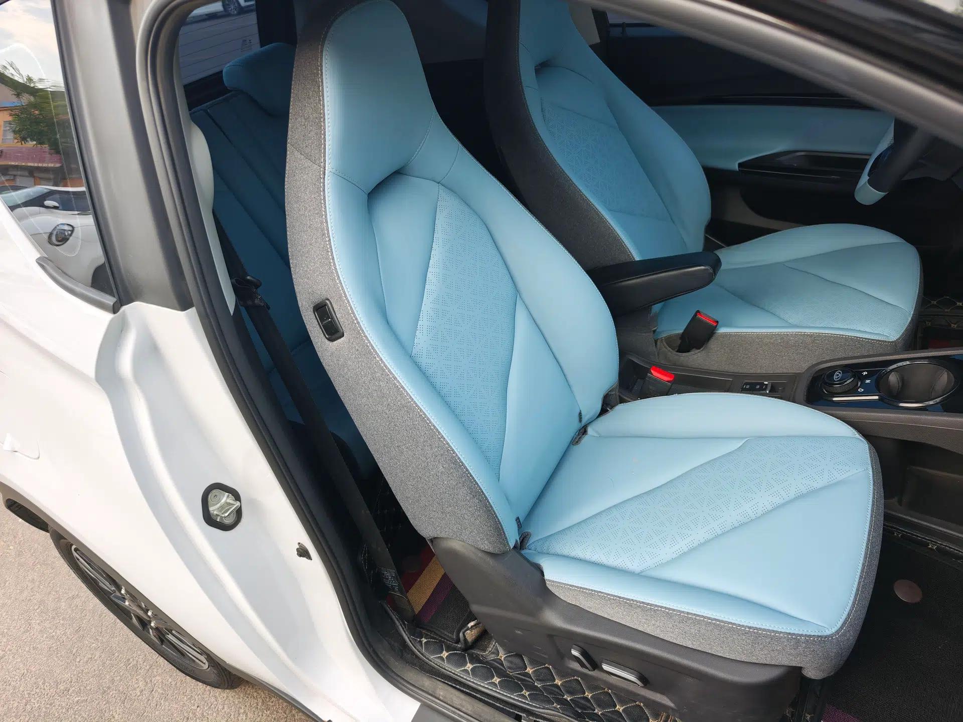Chery QQ Little Ant 2022 Revised Version Sweet Pink Edition Half-Sugar Version Lithium Iron Phosphate 30.7 kWh 30 kW 301 km — миниатюра 19