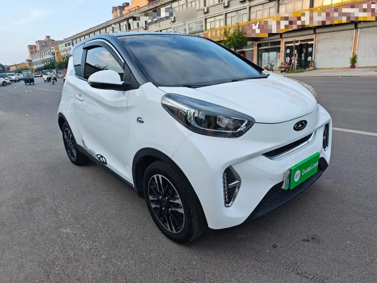 Chery QQ Little Ant 2022 Revised Version Sweet Pink Edition Half-Sugar Version Lithium Iron Phosphate 30.7 kWh 30 kW 301 km — миниатюра 3