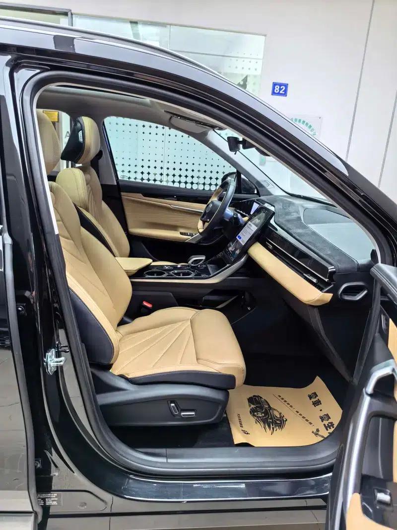 Geely Boyue L 2023 1.5TD DCT Premium Edition — миниатюра 17