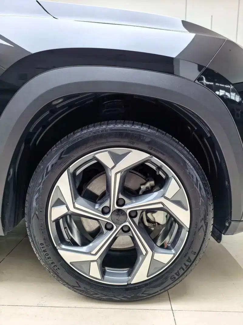 Geely Boyue L 2023 1.5TD DCT Premium Edition — миниатюра 8
