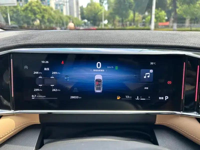 Geely Boyue L 2023 1.5TD DCT Premium Edition — миниатюра 10