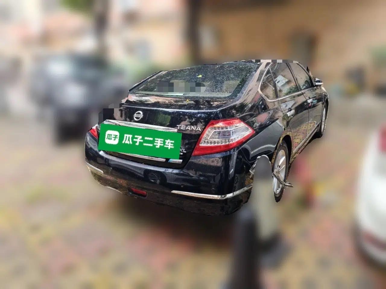 Nissan Teana 2011 2.0L XL Glory Edition — миниатюра 6