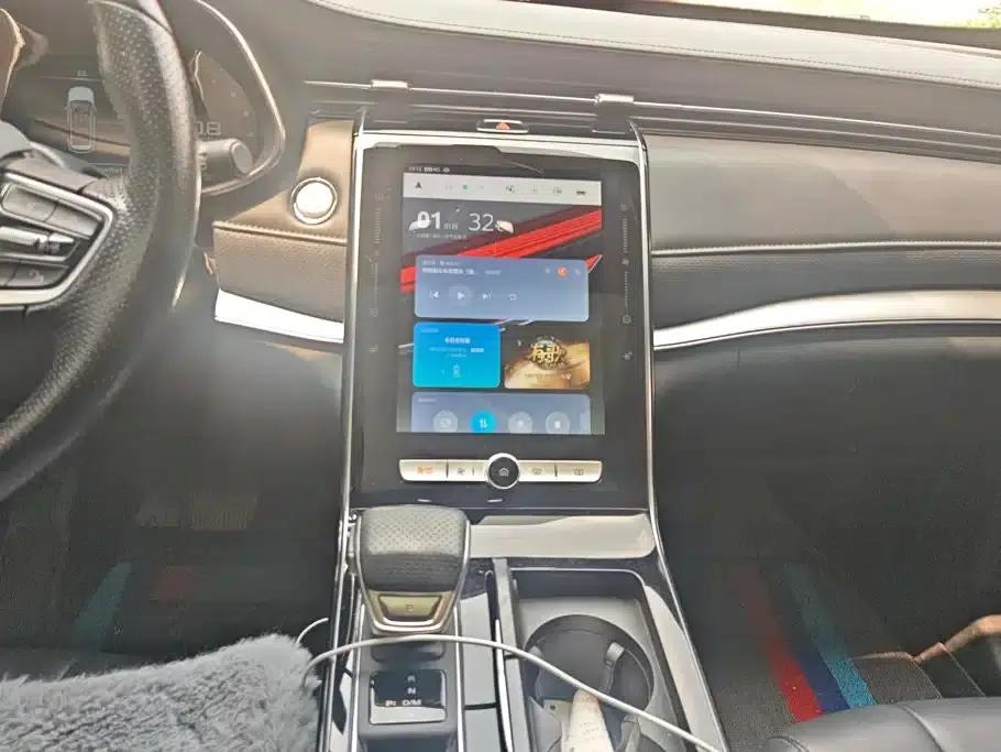 Roewe RX5 MAX 2019 300TGI Automatic Intelligent Cockpit Flagship Edition — миниатюра 13