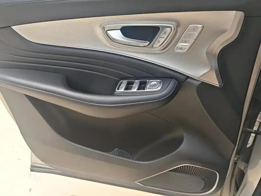 Roewe RX5 MAX 2019 300TGI Automatic Intelligent Cockpit Flagship Edition — миниатюра 7