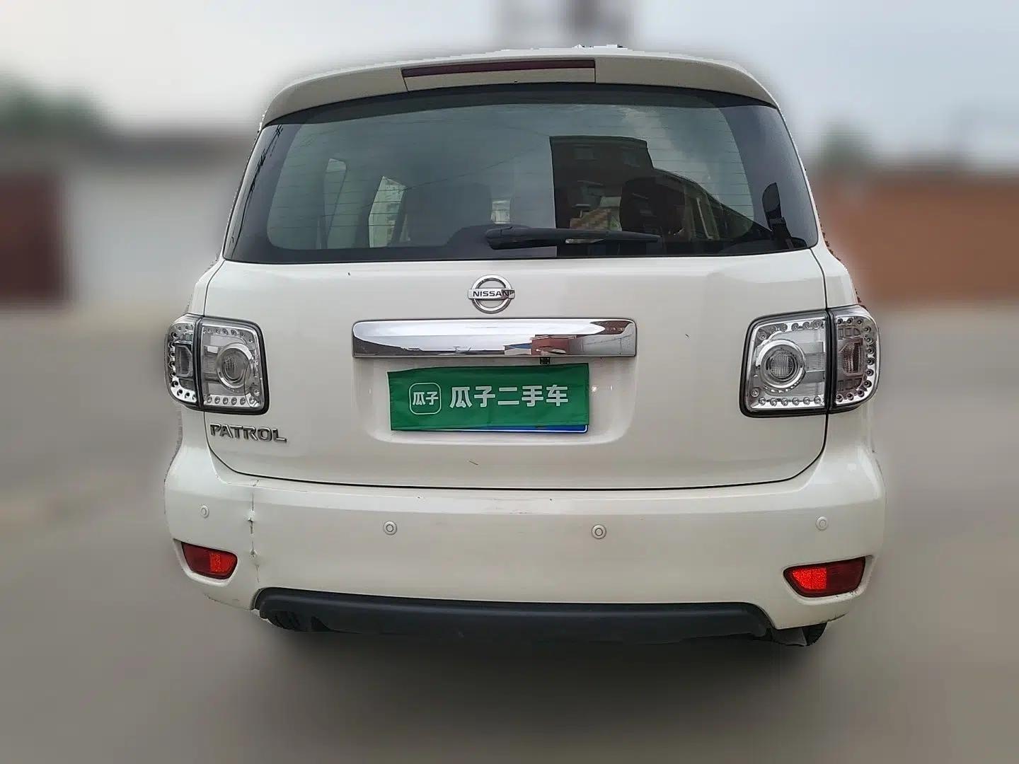 Nissan Patrol Tulai (parallel import) 4.0L 7-seater, no windows — миниатюра 5