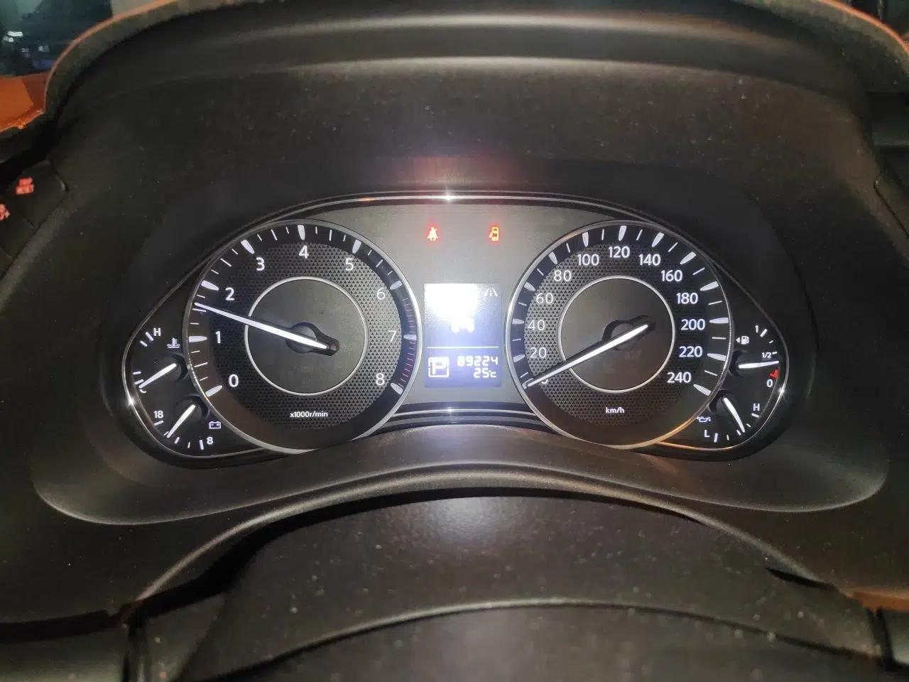 Nissan Patrol 2018 4.0L Automatic 7-Seater Middle East Version — миниатюра 11