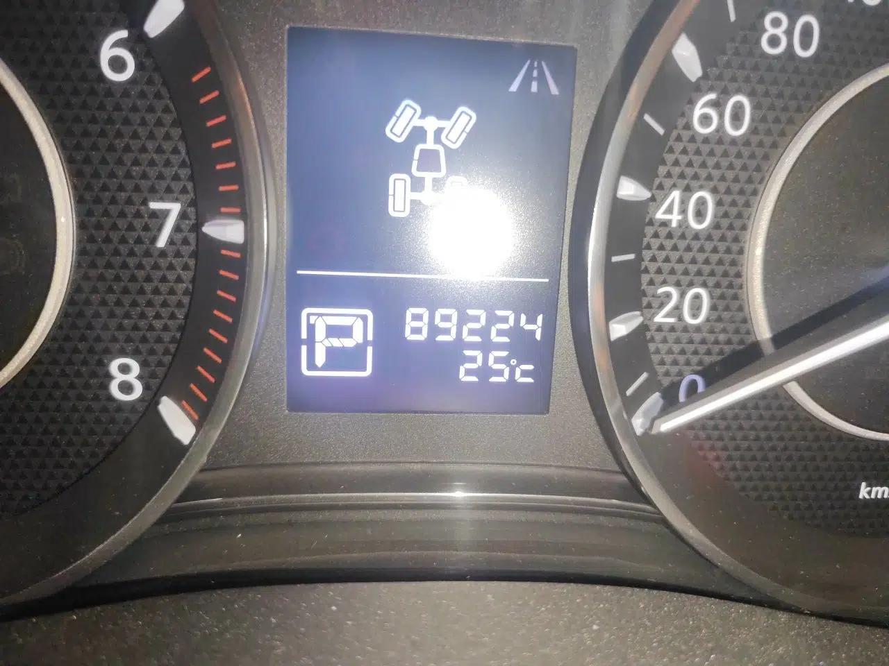 Nissan Patrol 2018 4.0L Automatic 7-Seater Middle East Version — миниатюра 12
