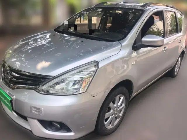 Nissan Livina 2013 1.6XE Manual Comfort Edition