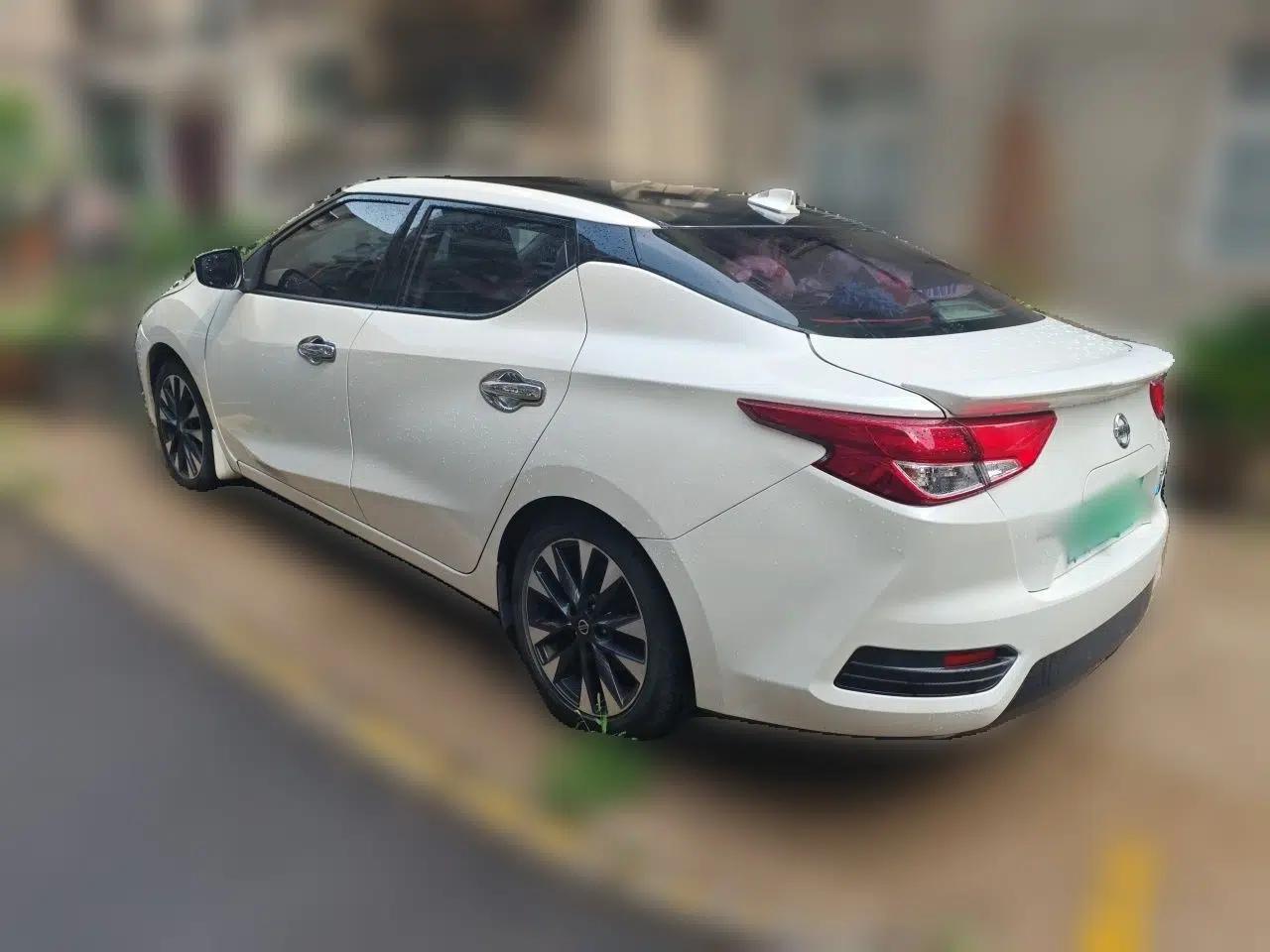 Nissan Lannia 2019 1.6L CVT Cool Edition China VI — миниатюра 4