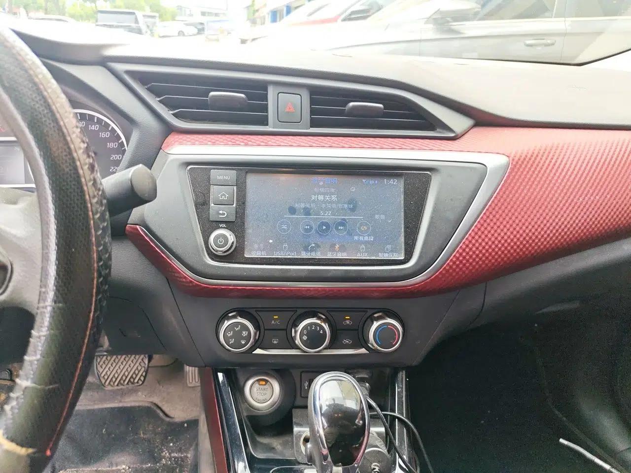 Nissan Lannia 2016 1.6L CVT Smart Cool Edition — миниатюра 10