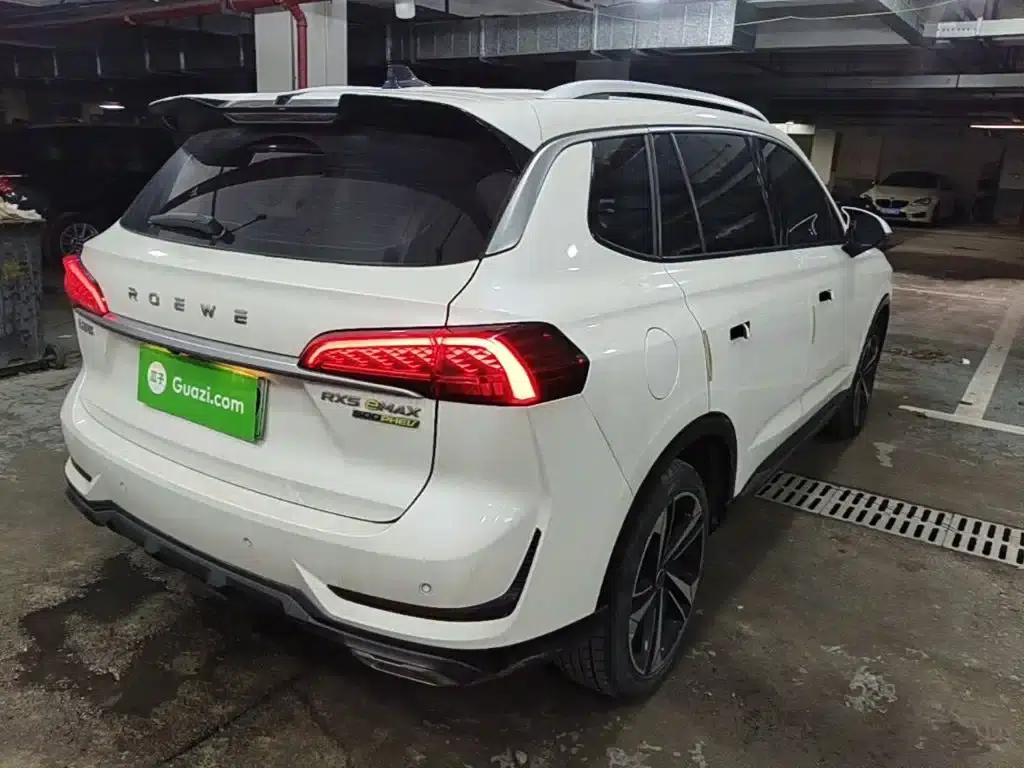 Roewe RX5 eMAX 2022 1.5T PHEV Fearless Premium Edition — миниатюра 7