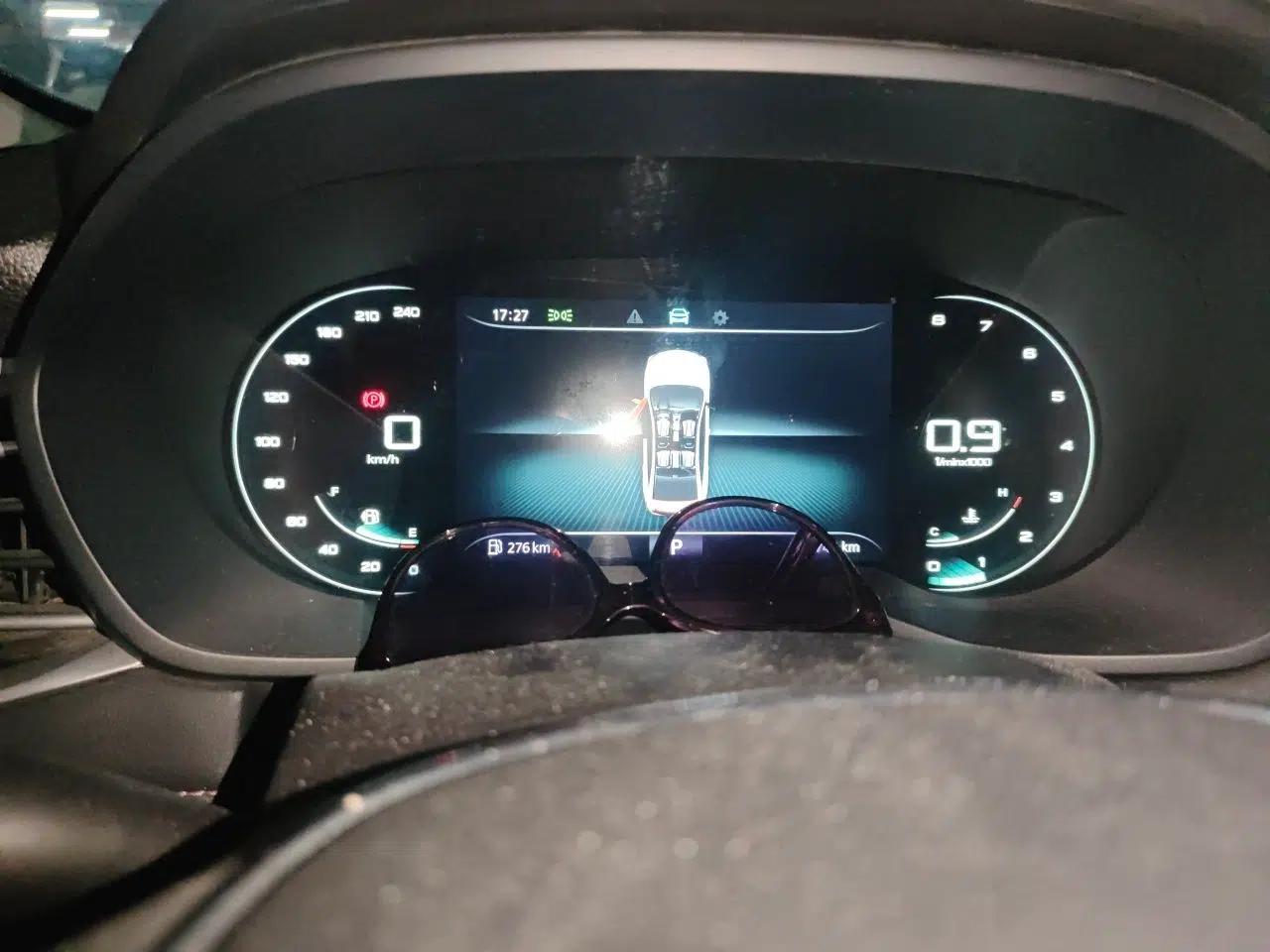Roewe i5 2019 1.5L Automatic 4G Connected Linghao Edition — миниатюра 11