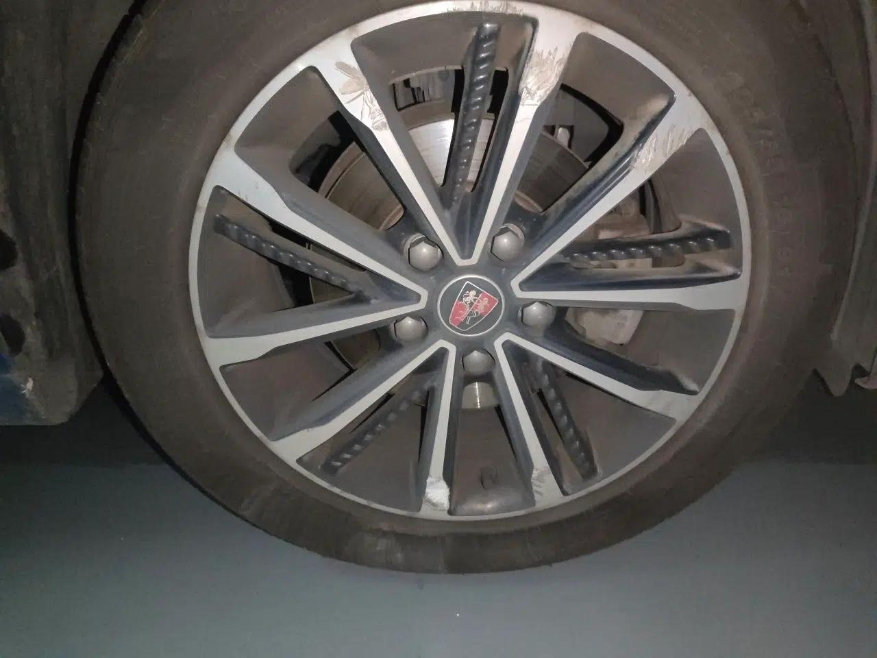 Roewe i5 2019 1.5L Automatic 4G Connected Linghao Edition — миниатюра 8