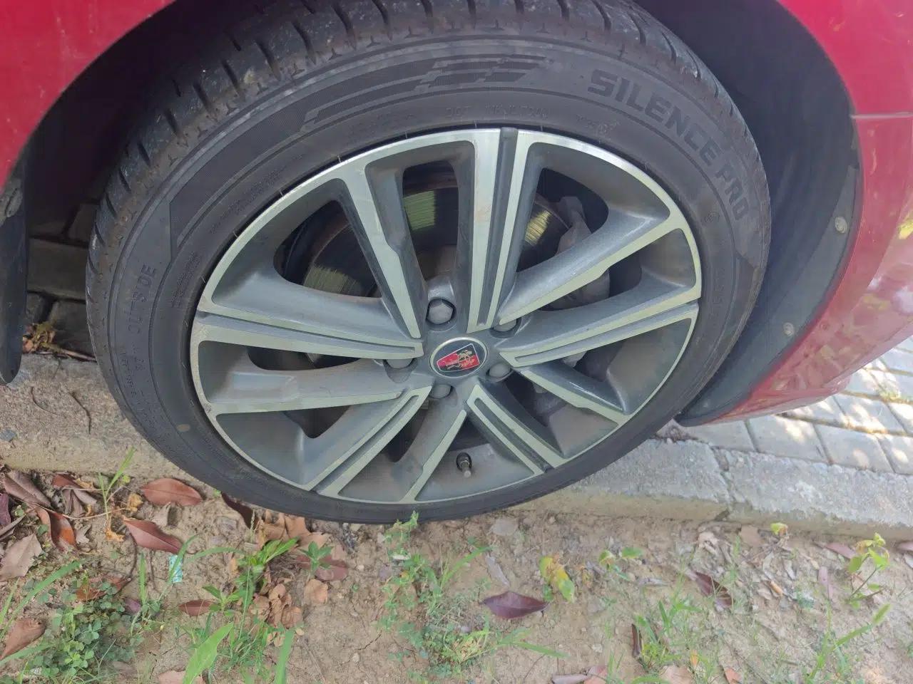 Roewe i5 2019 20T Automatic 4G Connected Supercharged Flagship Edition — миниатюра 8