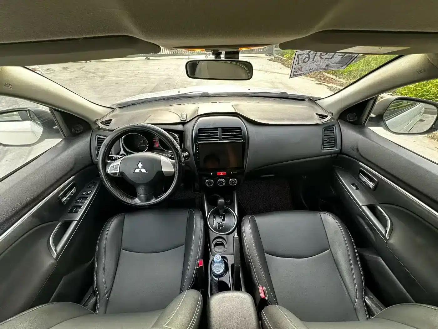 2013 ASX 2.0L CVT 2WD Elite Edition — миниатюра 5