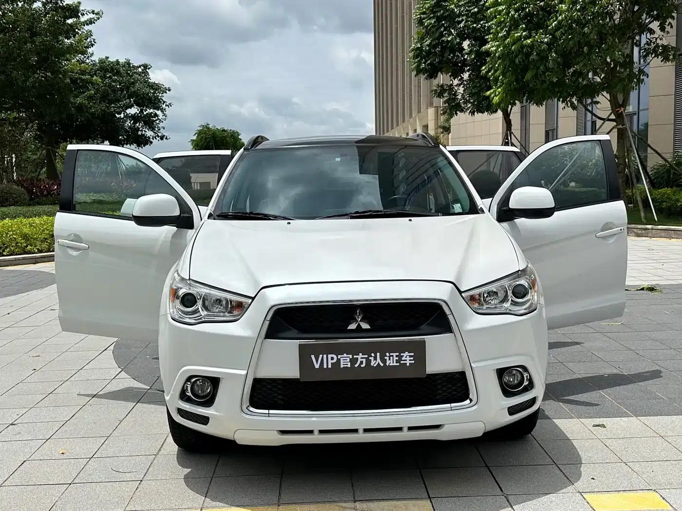 2011 ASX (Imported) 2.0L 2WD Luxury Edition — миниатюра 9