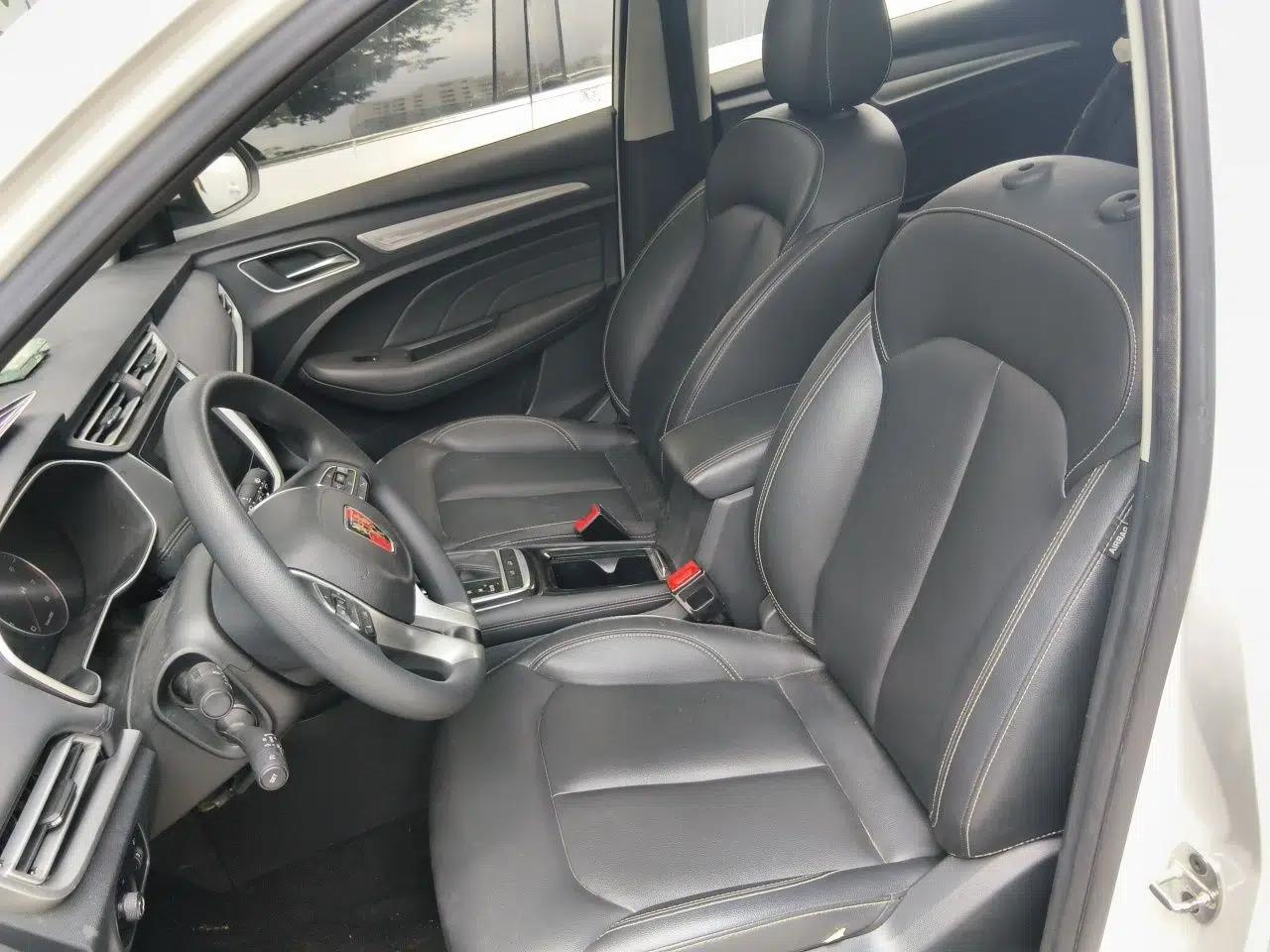 Roewe RX3 2020 1.6L CVT Lion's Throne 4G Connected Flagship Edition — миниатюра 15
