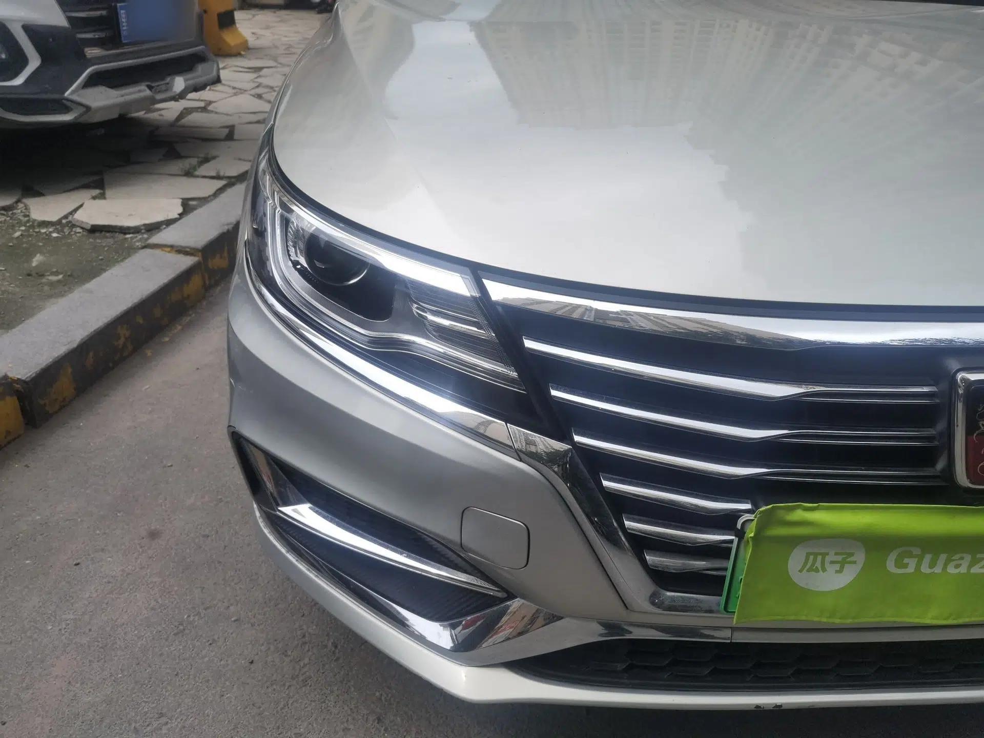 Roewe i6 New Energy 2017 45T Hybrid Connect & Smart Enjoyment Edition — миниатюра 7