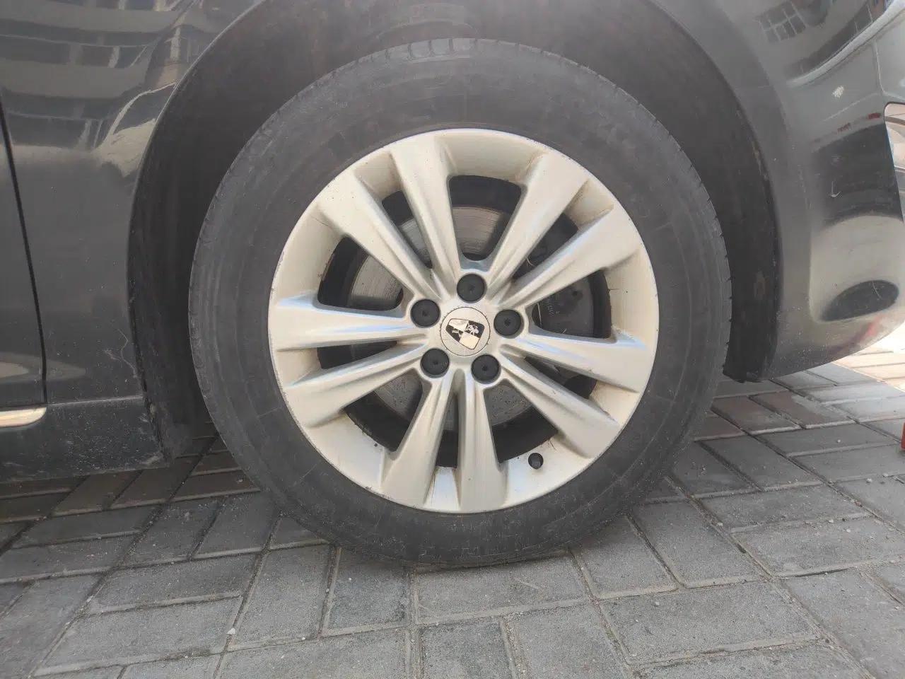 Roewe 550 2013 550S 1.8L Manual Qiyi Edition — миниатюра 8
