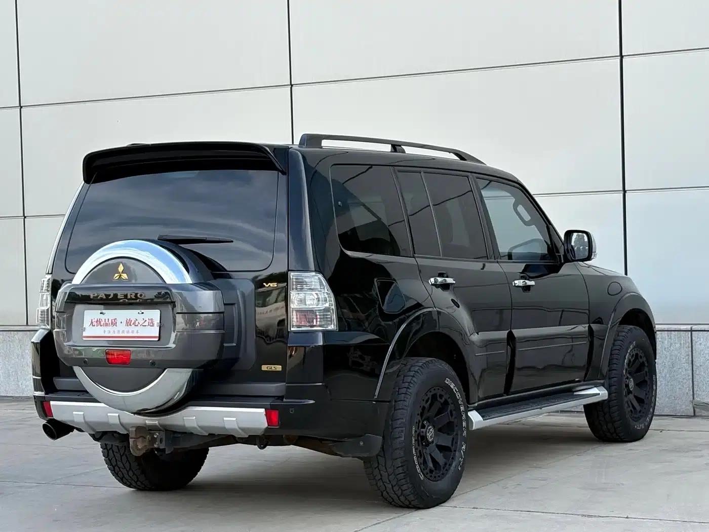 2015 Pajero Imported 3.0L Automatic Elite Super Edition (National IV Emission Standard) — миниатюра 4