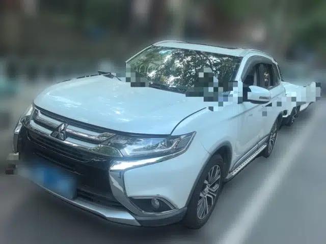Mitsubishi Outlander 2018 2.4L 4x4 Elite Edition 5 Seats