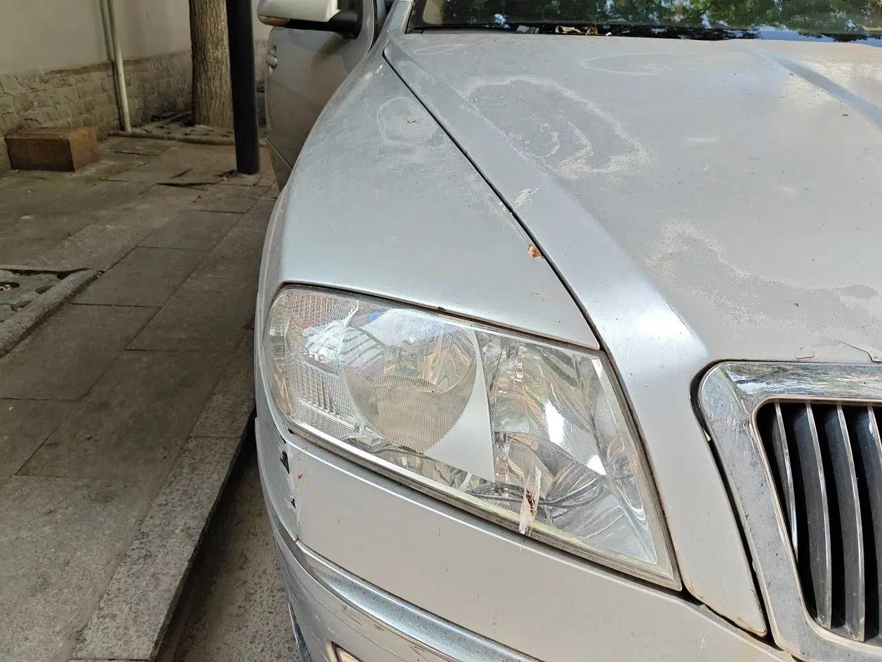 Skoda Octavia 2009 1.6L Manual Elegance Edition — миниатюра 7