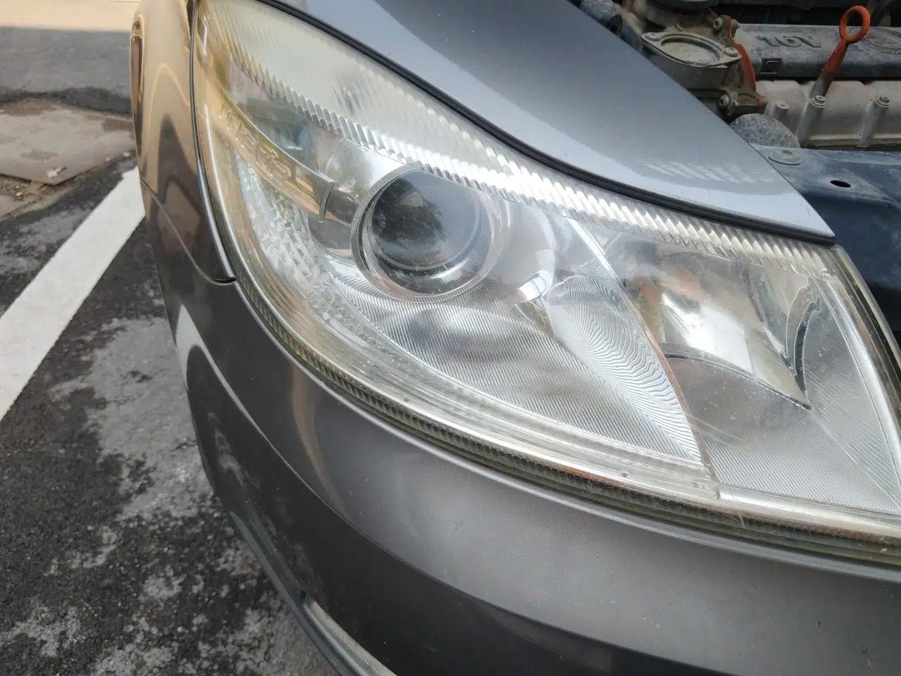 Skoda Octavia 2012 1.6L Manual Eado Edition — миниатюра 7