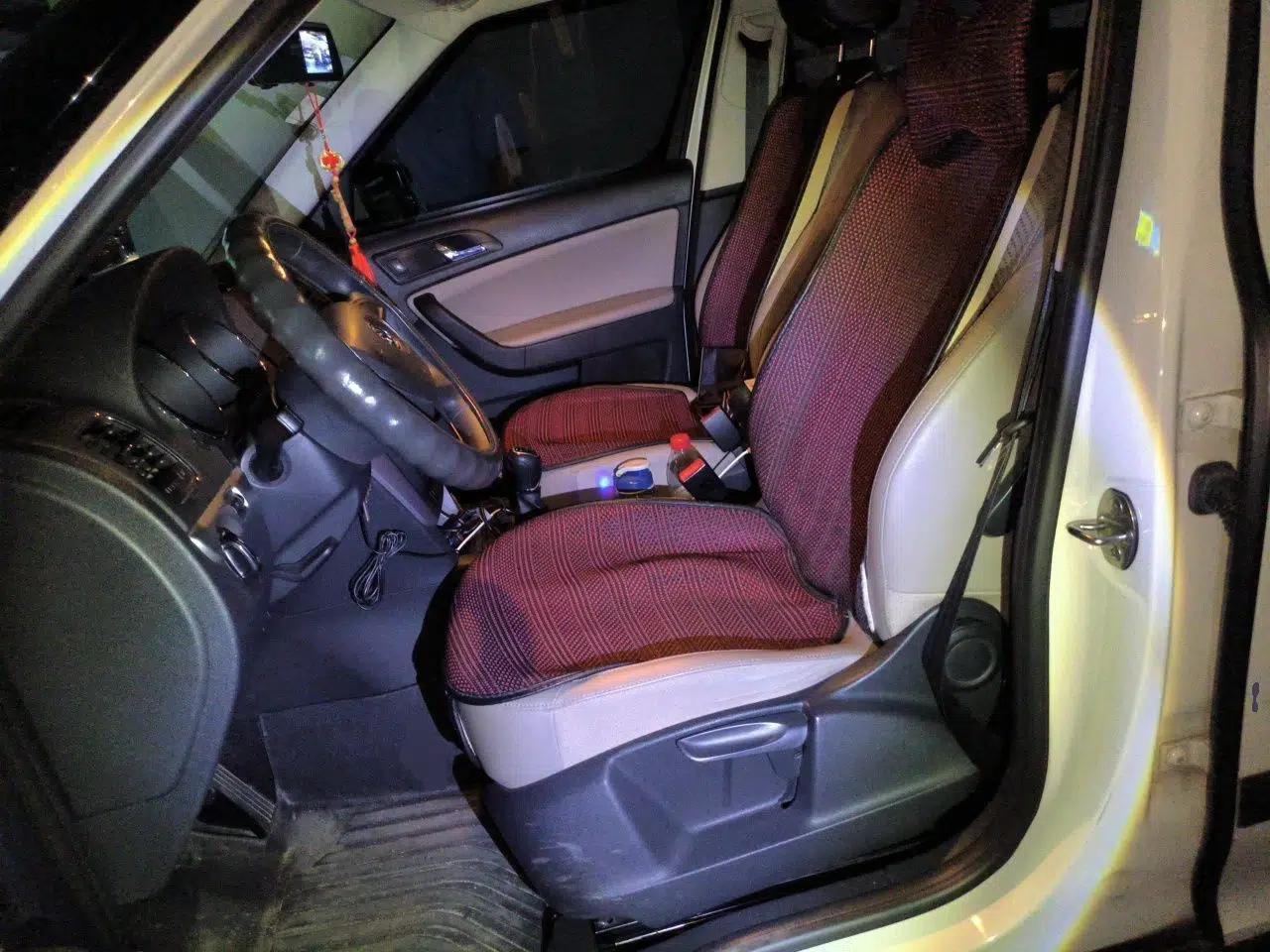Skoda Yeti 2014 1.4TSI Manual Explore Edition — миниатюра 15