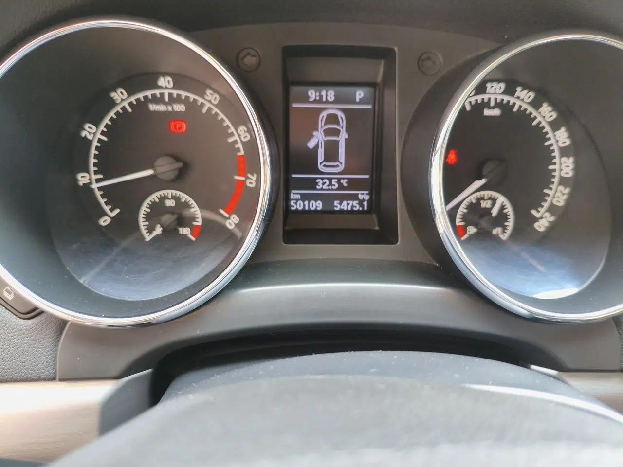 Skoda Yeti 2014 1.8TSI DSG Polar Edition — миниатюра 12