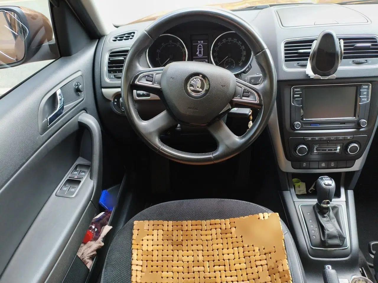 Skoda Yeti 2014 1.8TSI DSG Polar Edition — миниатюра 10