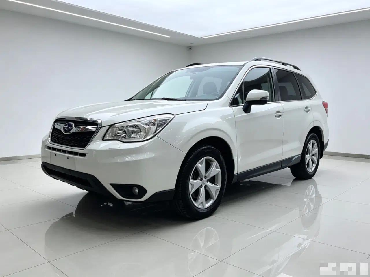 Subaru Forester 2013 2.5i Automatic Luxury Edition — миниатюра 1