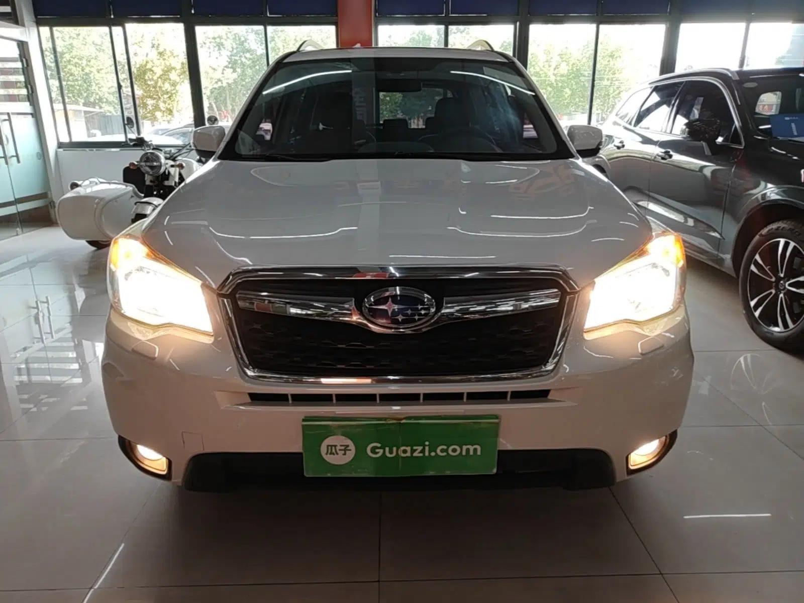 Subaru Forester 2013 2.5i Automatic Luxury Edition — миниатюра 2