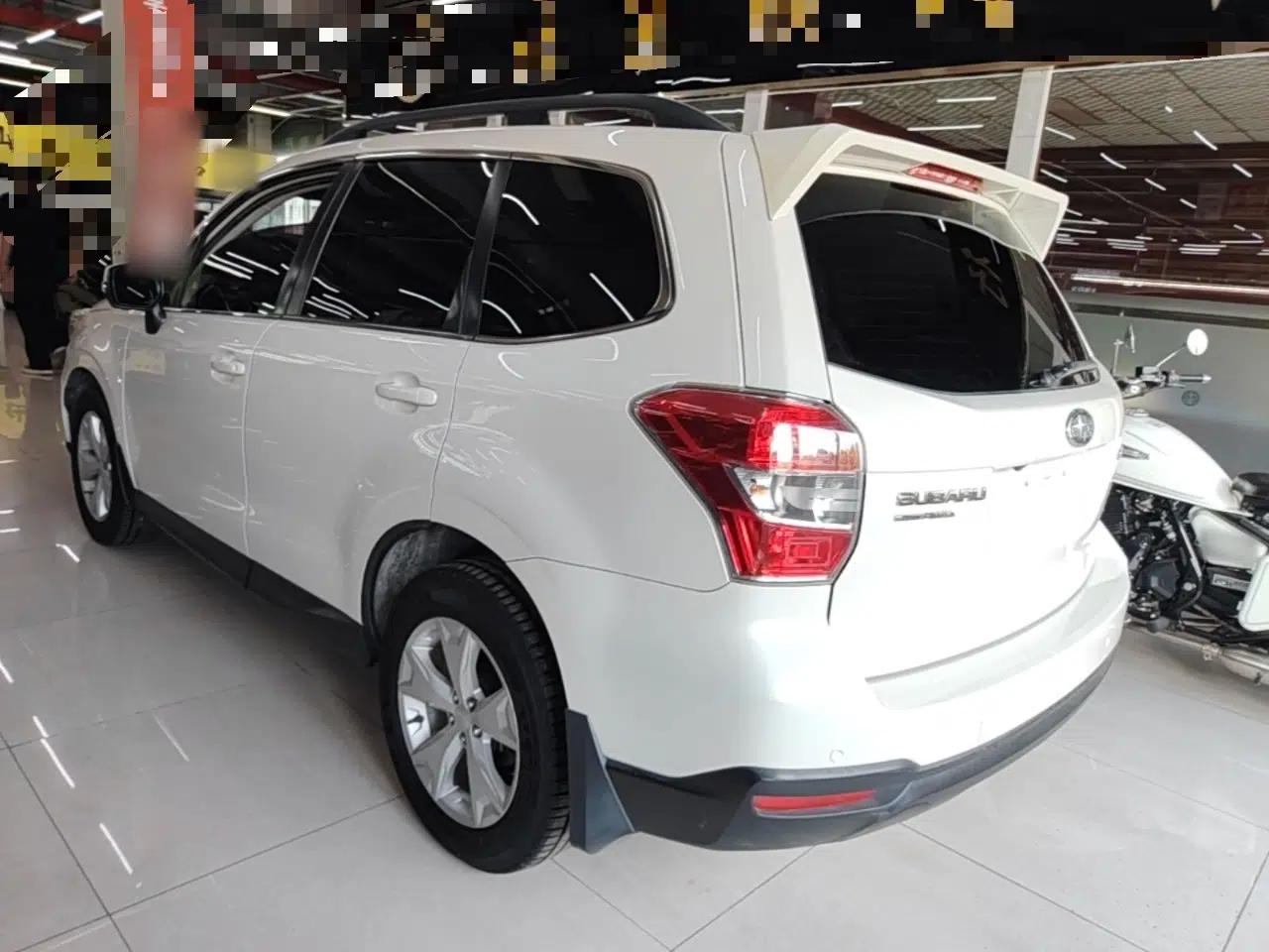 Subaru Forester 2013 2.5i Automatic Luxury Edition — миниатюра 4