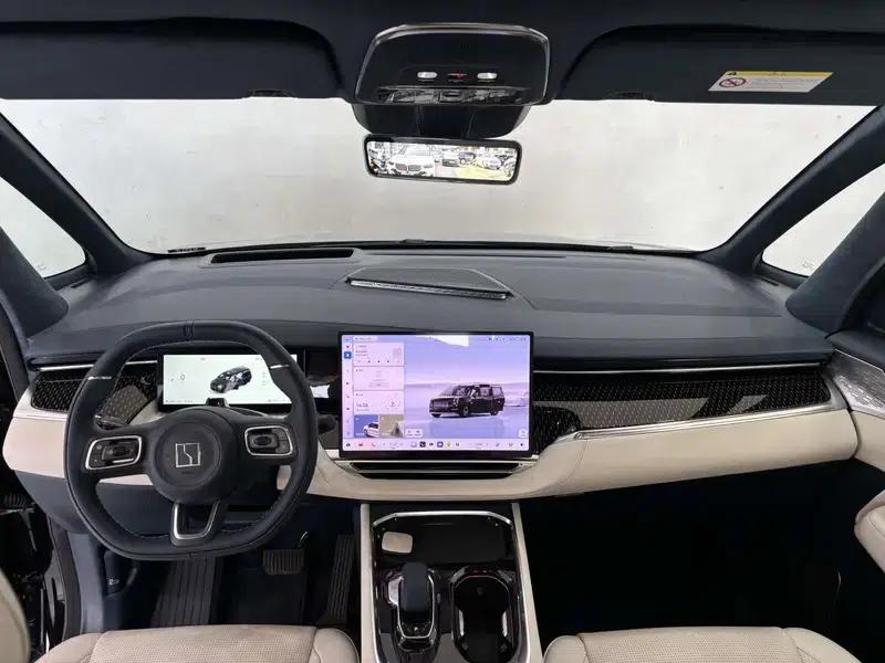 ZEEKR 009 2024 Model, Six-Seat Executive Edition, Four-Wheel Drive, 108kWh — миниатюра 21