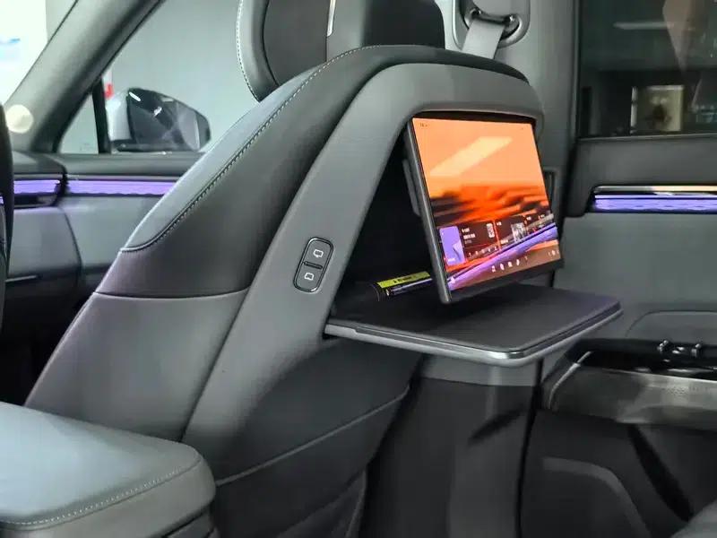 ZEEKR 7X 2025 100kWh Long Range 4WD Intelligent Driving Edition — миниатюра 10