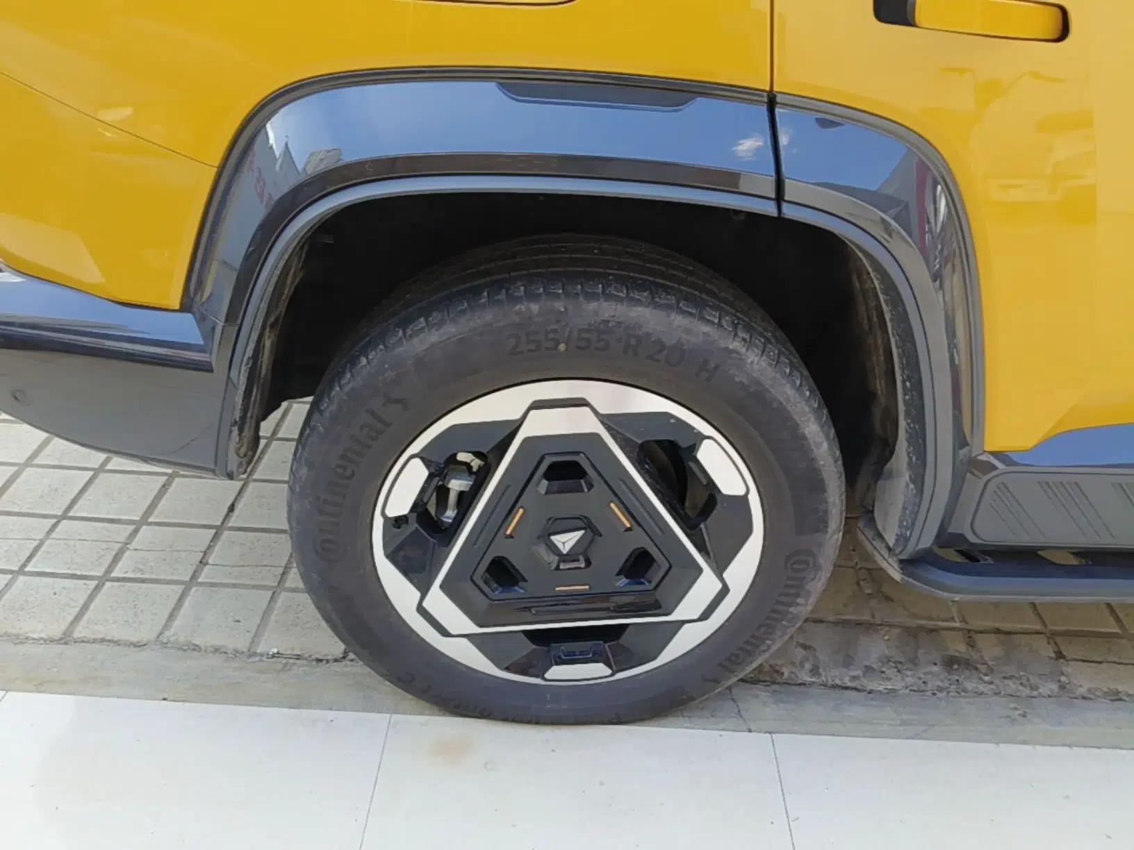 Deepal G318 2025 Worry-Free Adventure Edition Four-Wheel Drive Secret Realm Version — миниатюра 11