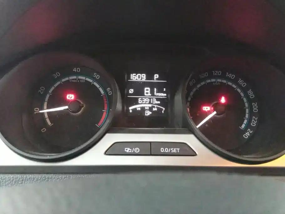 Rapid 2020 1.5L Automatic Standard Edition — миниатюра 14
