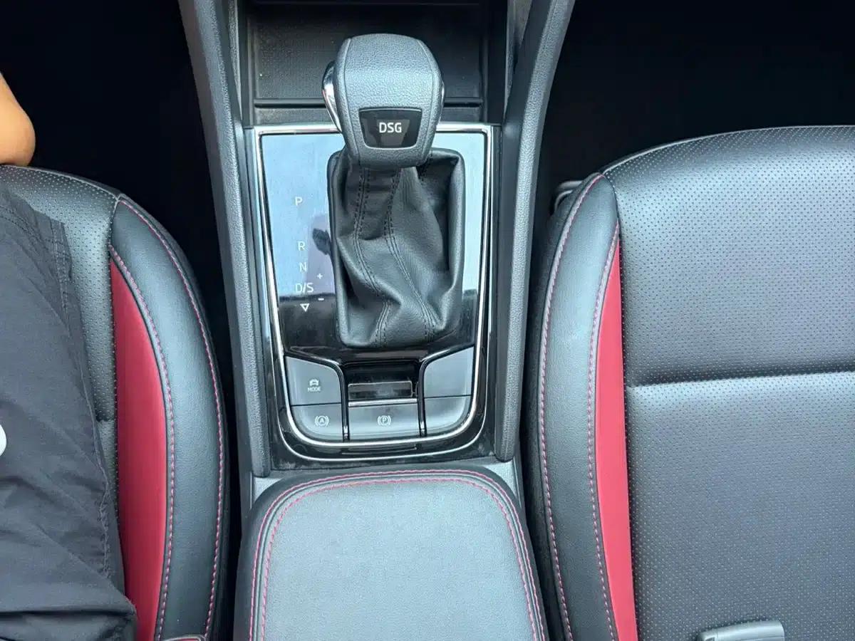 Karoq 2023 TSI280 Luxury Edition — миниатюра 11