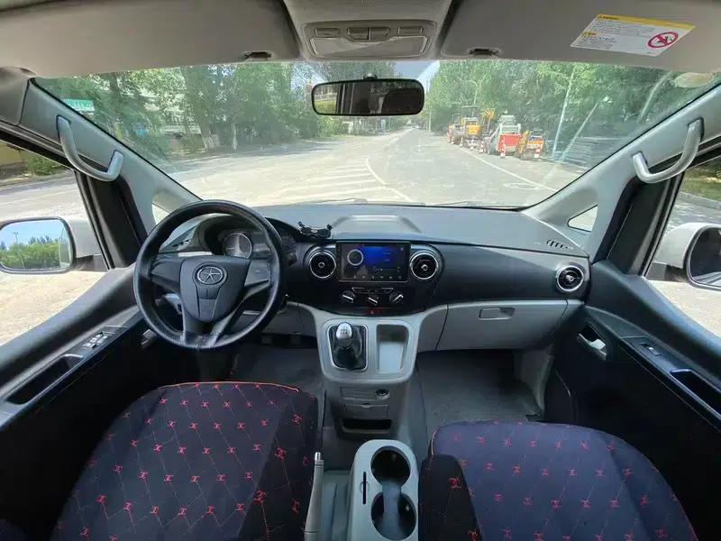 Refine M3 2016 IKEA Edition 1.6L Luxury — миниатюра 7