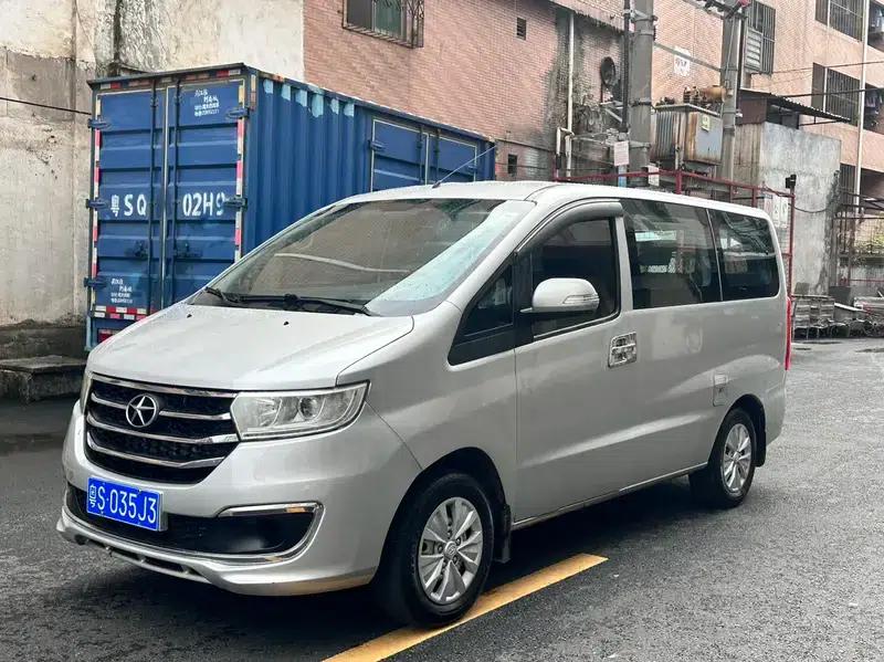 Refine M3 2016 IKEA Edition 1.6L Luxury — миниатюра 1