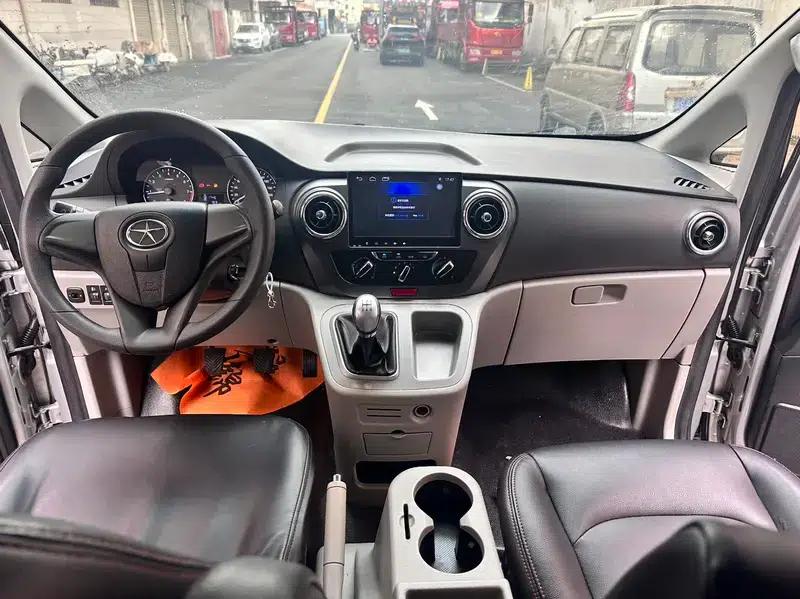 Refine M3 2016 IKEA Edition 1.6L Luxury — миниатюра 7