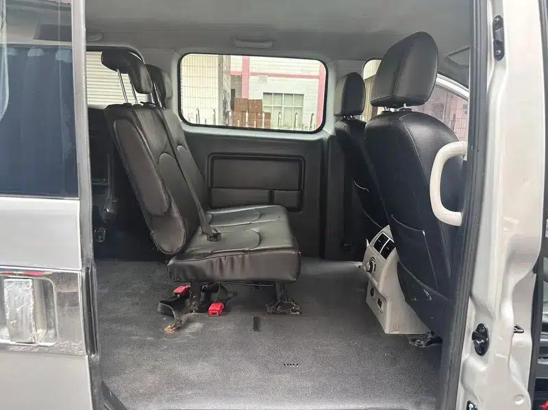 Refine M3 2016 IKEA Edition 1.6L Luxury — миниатюра 9