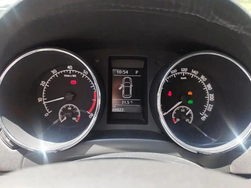 Yeti 2014 1.4TSI DSG Phantom Edition — миниатюра 4
