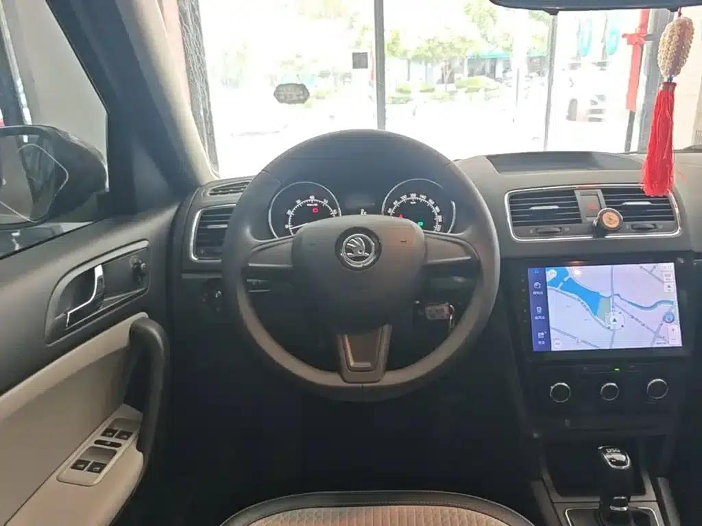 Yeti 2017 TSI280 DSG Forward Edition — миниатюра 11