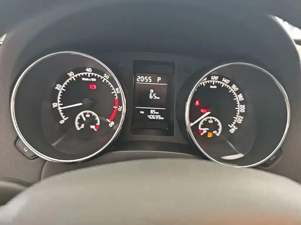 Yeti 2017 TSI280 DSG Forward Edition — миниатюра 12