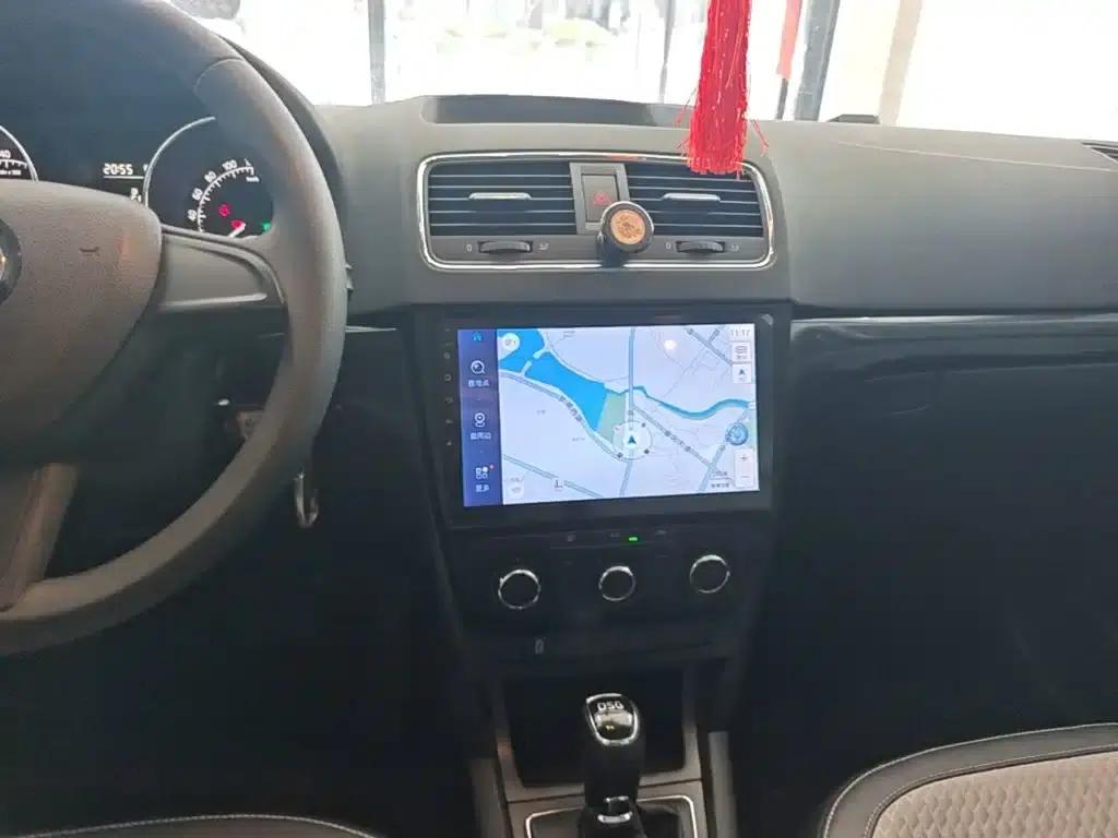 Yeti 2017 TSI280 DSG Forward Edition — миниатюра 13